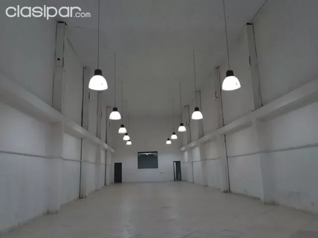 Amplio salon comercial en importante zona de asuncion. J4135, foto 2
