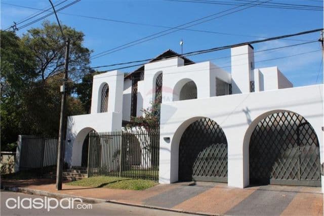 Exclusiva Residencia en Villa Morra