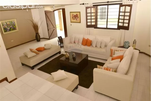 Moderna y hermosa residencia en Villa Elisa, foto 4
