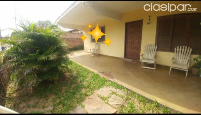 Casa en Ñemby, centro. A 1 cuadra de acc. Sur, supermercado y futuro shopping. Y5289 — foto principal