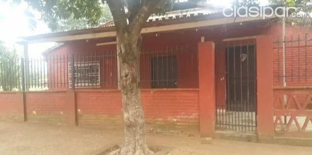 Casa en esquina en Luque zona makai cod 2502 precio: 110.000 usd