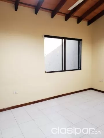 Duplex en venta zona Ycua Sati — foto 3