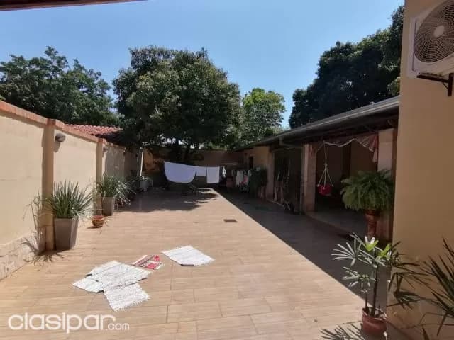 Hermosa casa en Luque. J4138 — foto 3