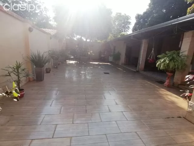 Hermosa casa en Luque. J4138 — foto 5