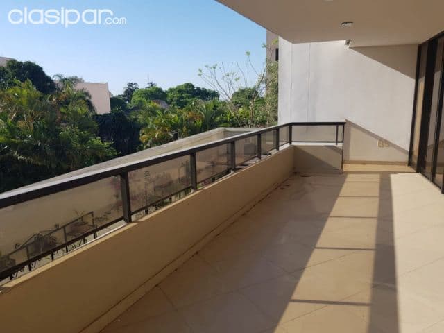 Amplio Departamento de 3 dormitorios en Las Mercedes LOF2209545
