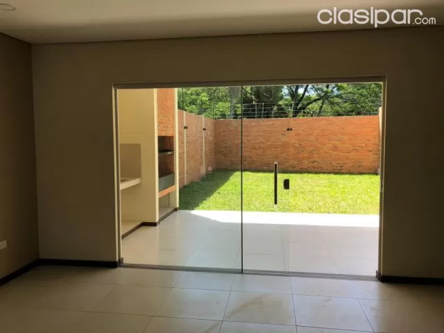 Hermoso dúplex en Lambaré. F3180 — foto 4