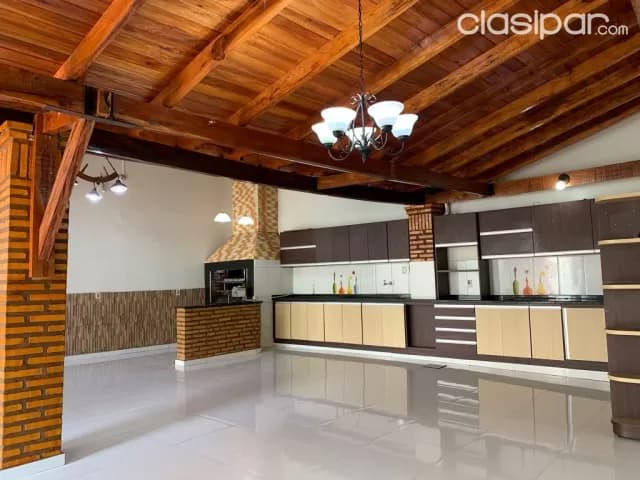 Vendó hermosa residencia con piscina en 200.000 dólares en él Área 5 — foto 3