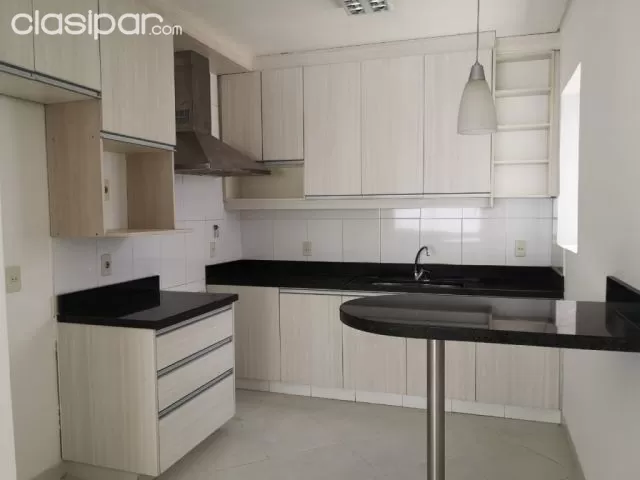 Las Mercedes: Hermosa residencia en alquiler, 3 suites, excelente estado - 6.000.000 gs — foto 3