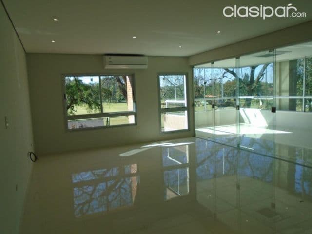 Se. Alquila departamento zona Yacht, foto 1