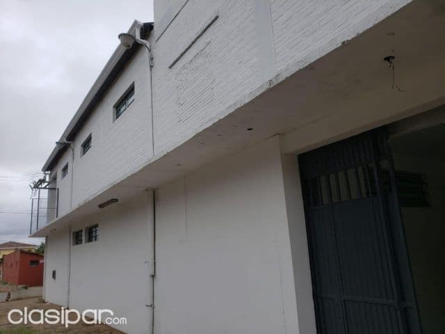 Fdo de la mora z/ sur, shop. Multiplaza, 1.000 m2 maravilloso depósito + oficinas +parking, foto 1