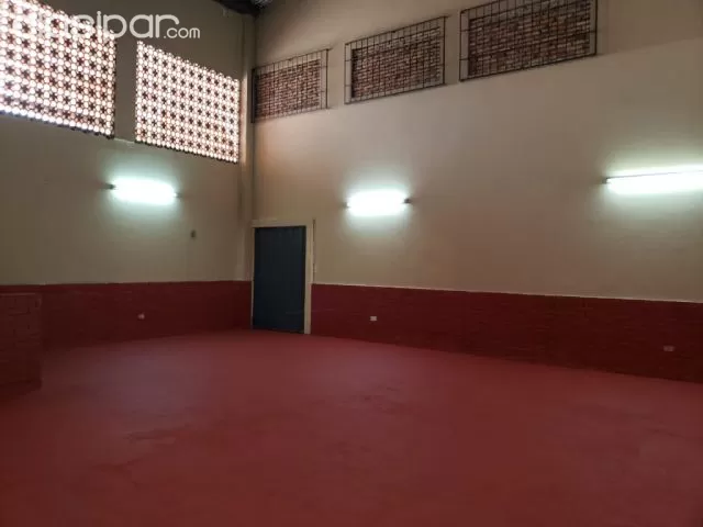 Prox. Avda. Eusebio ayala y choferes del chaco: Deposito comercial, 170m2, ideal p/ empres — foto 4