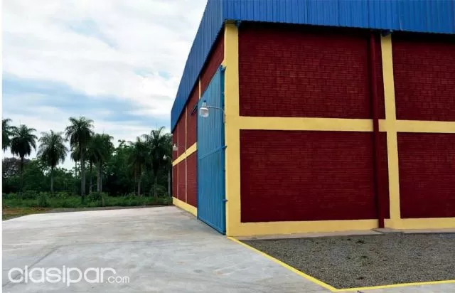 Luque, limpio (s/ asfalto): Magnifico deposito a estrenar, 2.845 m2 + oficinas + parking, foto 4