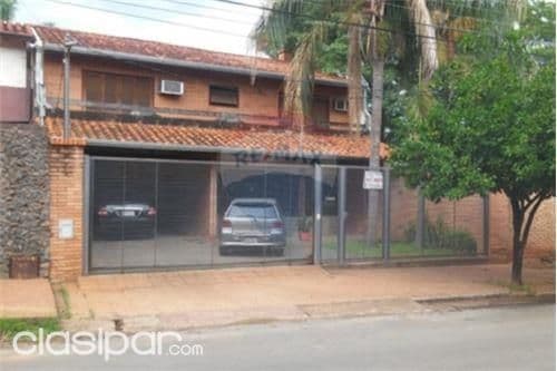 Casa de calle a calle zona confederacion de futbol