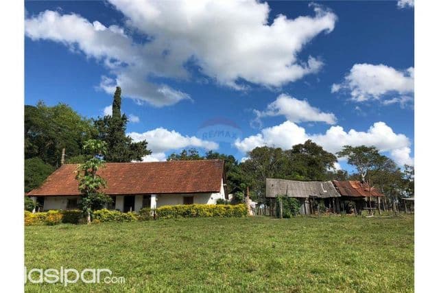 Campo en Paraguarí Zona la Colmena