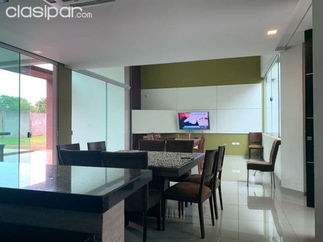 Lujosa Residencia en Asuncion! Cerca del Shopping Pinedo,del Cuartel de las MARIAS , a 2 cuadras de villa Olimpia, a 50 mts de Laguna Grande — foto 1