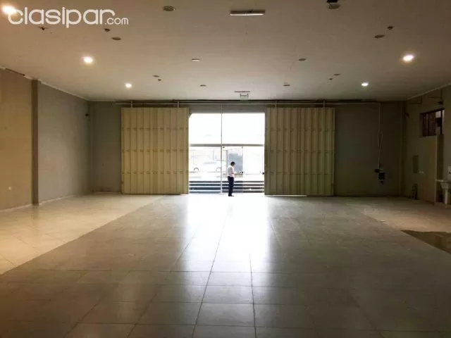 Amplio show room con oficinas corporativas sobre ruta transchaco — foto 4