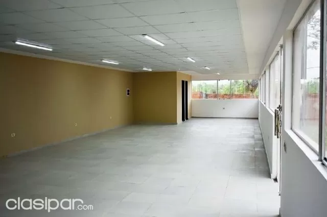Limpio (central): Magnifico deposito ideal p/ empresas e industrias, 1.700m2 + oficinas, foto 4