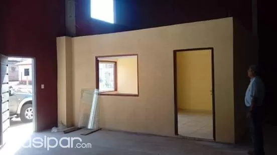 Ita: Alquilo impecable deposito p/ empresas, 360 m2, + oficinas + parking — foto 5