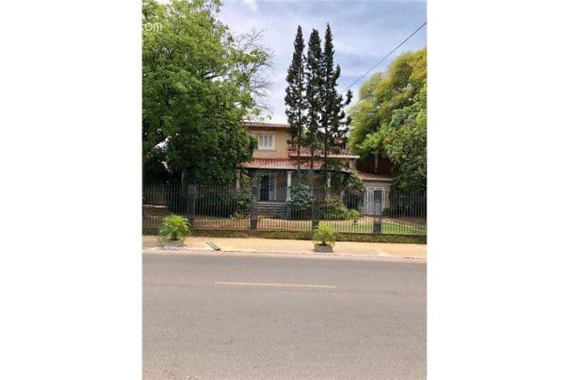 Casa sobre Avenida España 795,000 USD