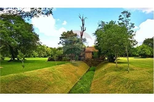 En Venta granja totalmente formada sobre asfalto 230,000 USD, foto 2