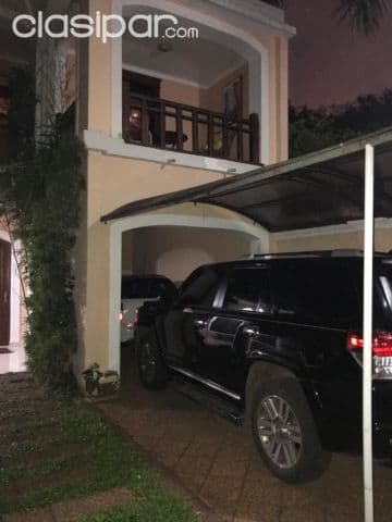 Casa en venta zona Colegio Inter