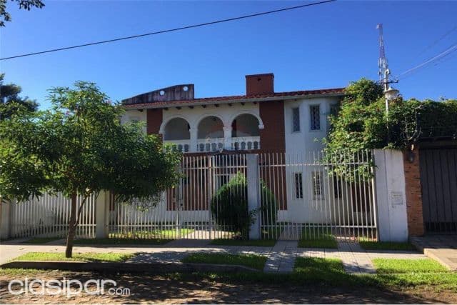 Hermosa casa barrio santa librada