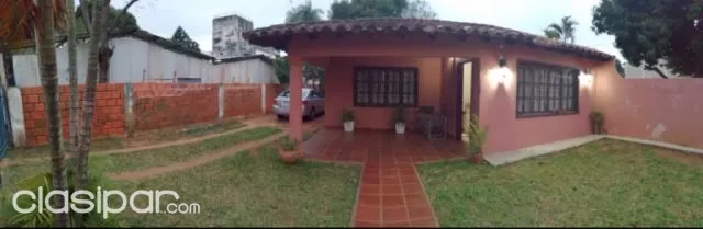 Casa a pasos del ips, en Luque. M6010, foto 4
