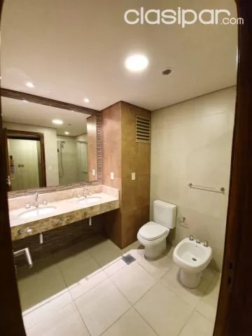 Los laureles, mcal. Estigarribia: Impecable!! 3 dormitorios, piscina, seguridad 24 hs — foto 5