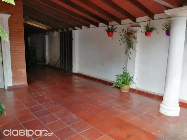Linda casa en el barrio san miguel a cuadras de laguna grande y mcal. Lopez!, foto 4