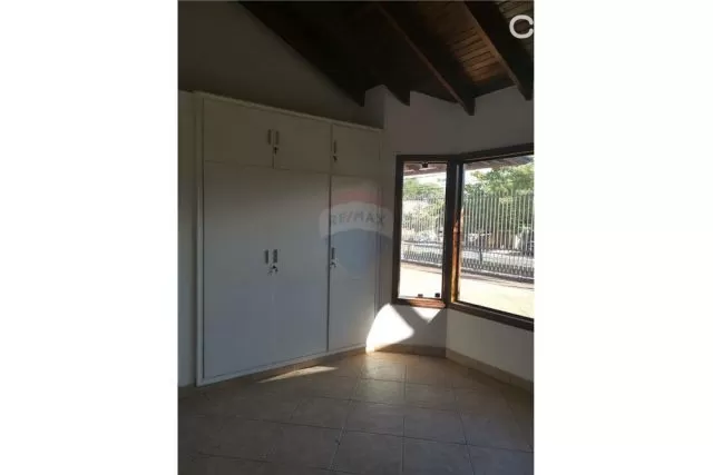 Casa sobre avenida primer presidente — foto 4
