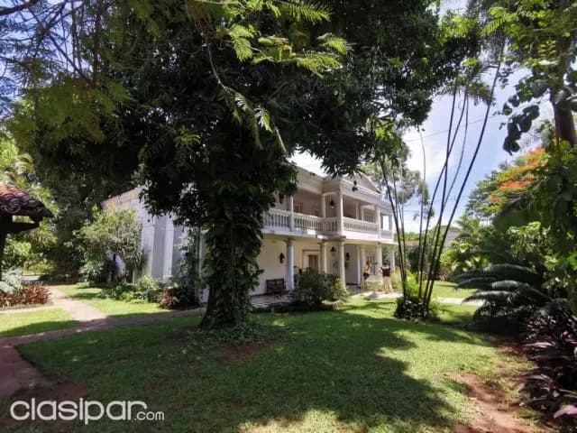 Villa Morra: Señorial residencia tipo diplomático, ideal p/ residencia y u oficina — foto 3