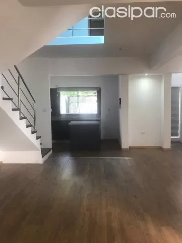 Sma. Trinidad: Elegante dúplex, 3 suites, equipamiento full - 1.300 usd — foto 5