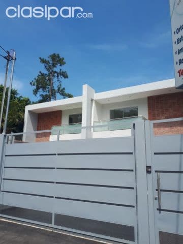 Los laureles: Dúplex muy amplio c/ jardín, a estrenar, 310.000 usd