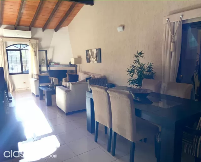 Luque/confederación: Hermosa residencia, 3 dormitorios, impecable terminación, jardín, foto 4