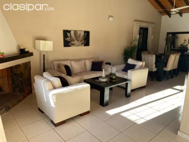 Luque/confederación: Hermosa residencia, 3 dormitorios, impecable terminación, jardín, foto 5