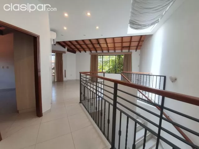 Seminario, mburicao: Elegante residencia en alquiler, 3 suites, altamente segura, foto 4