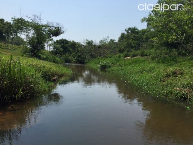 Terreno de 1.070mts. cuadrados en Piribebuy, con vista, arroyo, a metros de asfalt