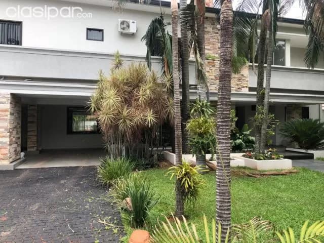 Los laureles: Imponente residencia, 4 suites, gran jardín, altamente segura, 4.000 usd — foto 4