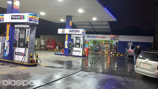 Luque Capiatá: Estación gasolinera en funcionamiento, negocio redondo asegurado!!, foto 3