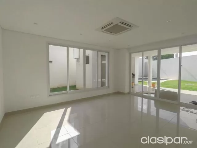 Condominio las lilas / 1er pdte: Residencia premium en alquiler, 4 suites, jardín, piscina — foto 4