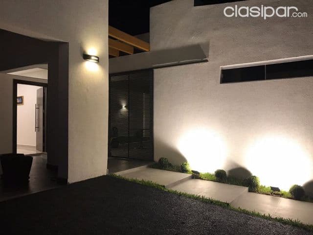 Hermosa residencia en asuncion barrio mbocayaty cod 2687