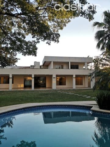 Prox. Avda. Santa teresa: Elegantísima, ideal p/ residencia, clínicas y otros, gran jardín