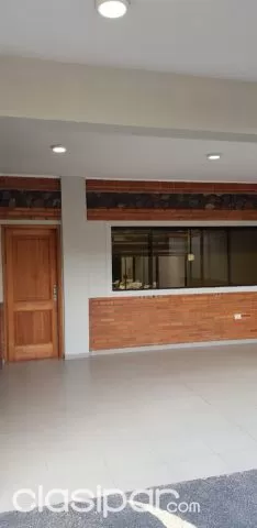 Los laureles, mcal. Estigarribia: Elegante triplex, impecable estado, 4 dormitorios, único — foto 4