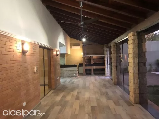 Prox. Goethe / wtc, ikua satí : Totalmente en planta baja, 5 suites, gran jardín, foto 3