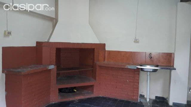 Se alquila casa en Villa Morra para oficina