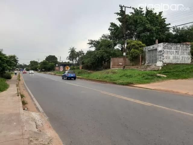 Gran oferta hermoso terreno de 1.396 m2 sobre ruta en Luque! — foto 4