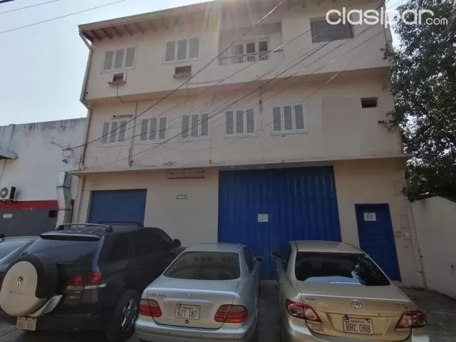 Los laureles: Ideal p/ empresas, 300m2 deposito + oficinas, 6.000.000 gs, foto 2