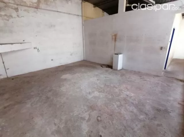 Los laureles: Ideal p/ empresas, 300m2 deposito + oficinas, 6.000.000 gs, foto 3