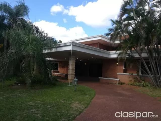 Bo Herrera: 2.850 m2, maravillosa residencia, 4 suites, jardines, nivel confort, foto 2