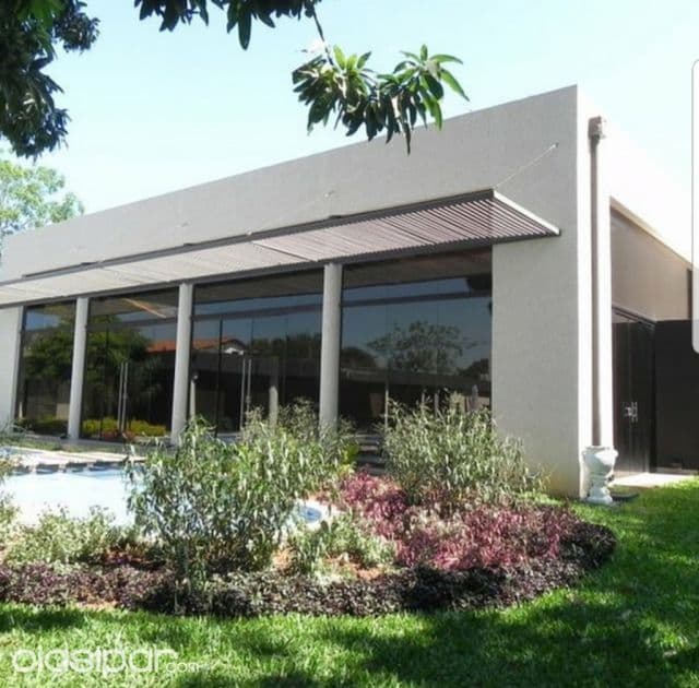 Los laureles: Excepcional residencia premium en alquiler, 2.000m2 - 8.000 usd — foto principal